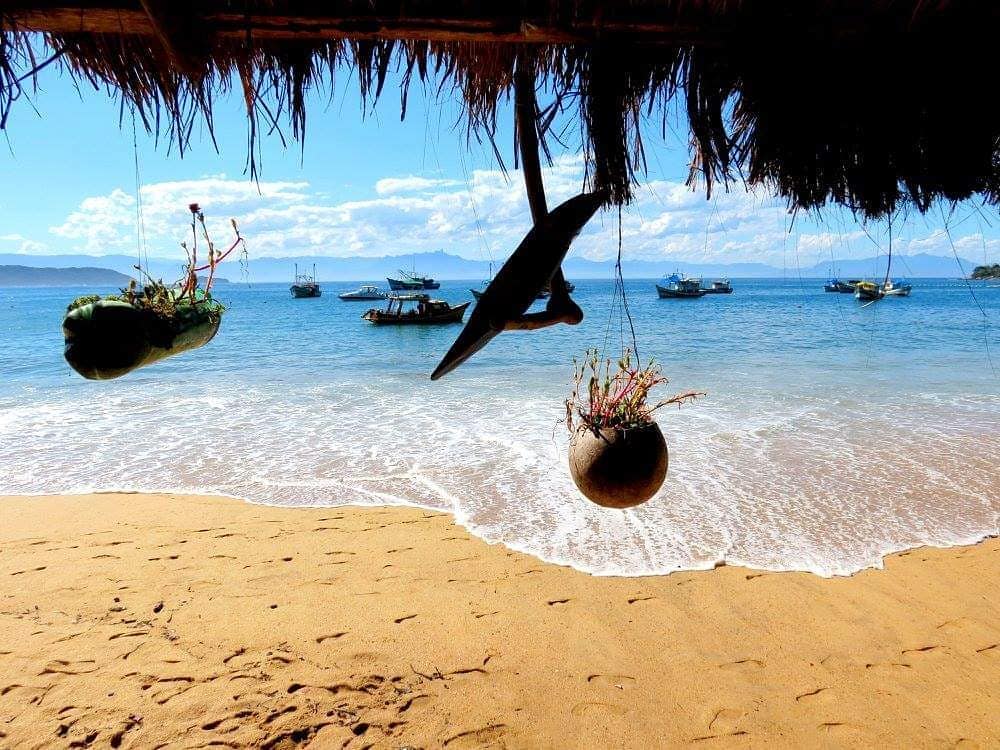 Praia do Pouso da CajaÃ­ba